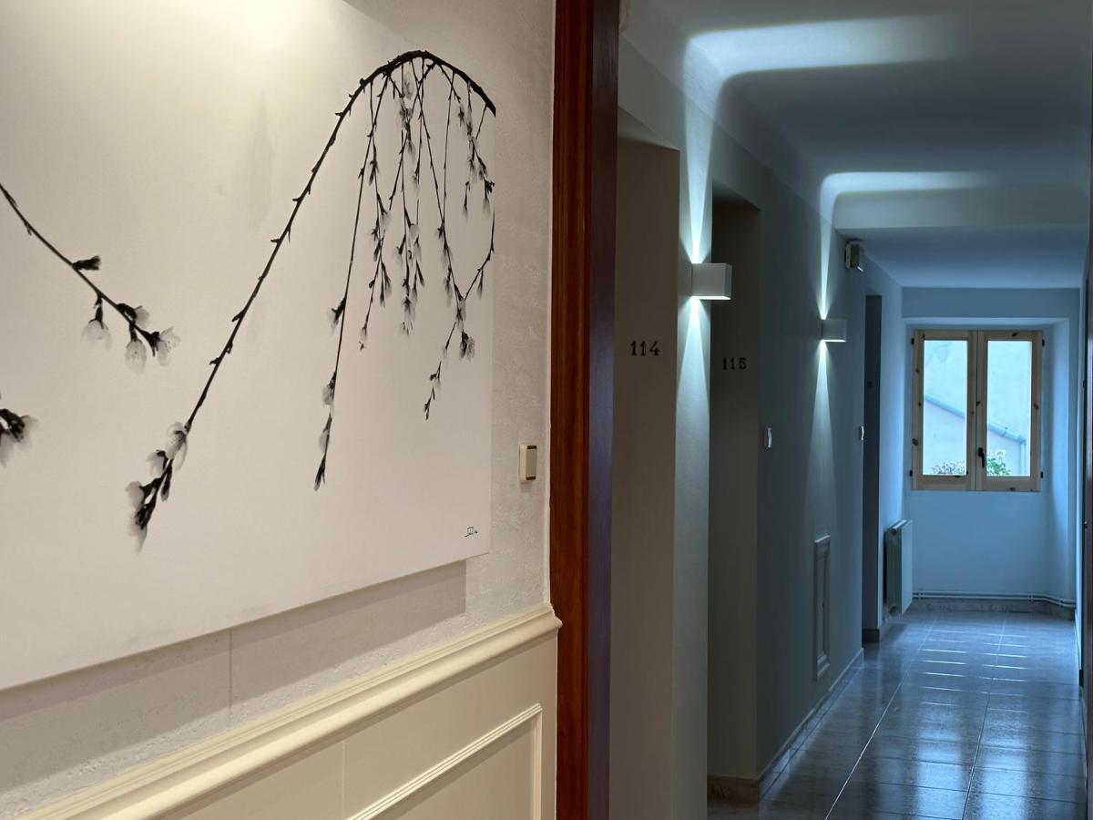 Hostal Bonavista Cervera  Luaran gambar