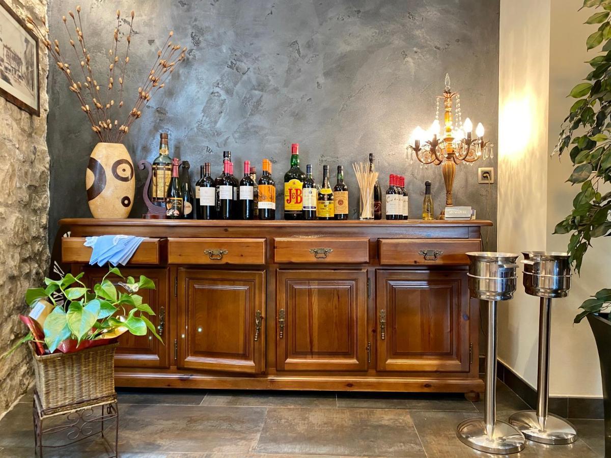 Hostal Bonavista Cervera  Luaran gambar